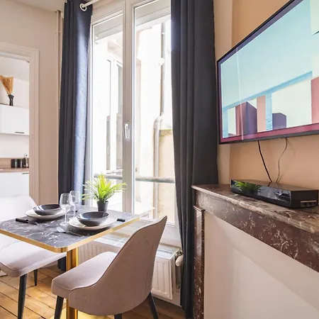 Mm Centre Bacquenois * 랭스